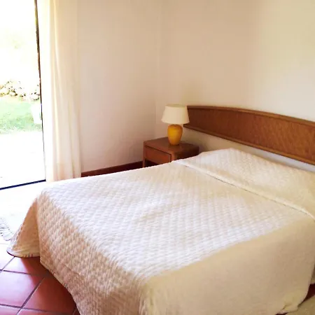 Spacious In With Shared Pool 130 Sqm * Olhos de Αgua