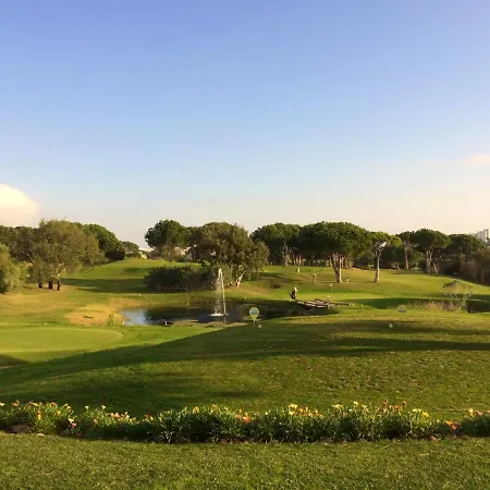 Spacious In 130 M² With Pool