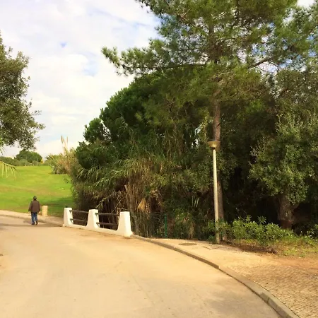 Spacious In 130 M² With Pool