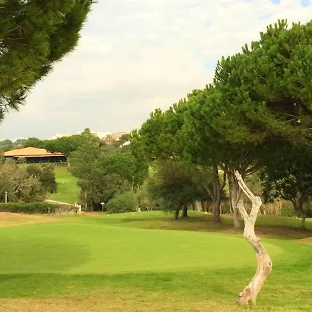 Spacious In 130 M² With Pool Apartamento