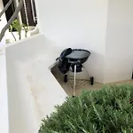 Spacious In 130 M² With Pool Διαμέρισμα