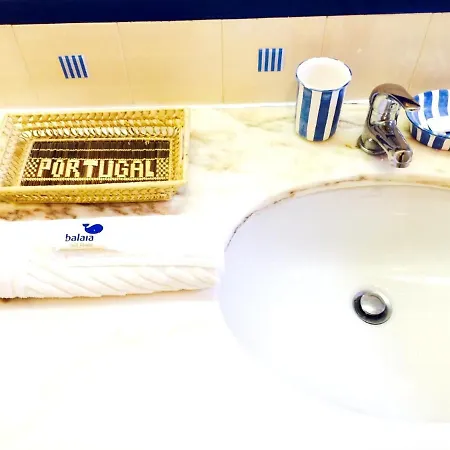 Spacious In With Shared Pool 130 Sqm Apartamento Olhos de Agua (Albufeira)