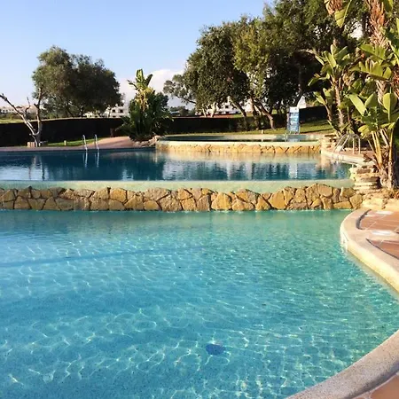 Spacious In With Shared Pool 130 Sqm Olhos de Agua (Albufeira)