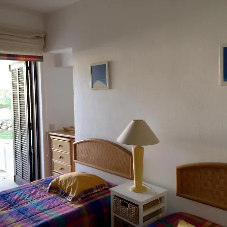 Spacious In 130 M² With Pool