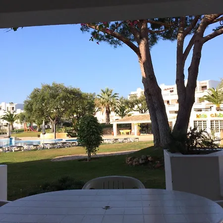 Spacious In 130 M² With Pool Appartement