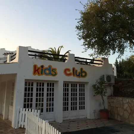 Spacious In 130 M² With Pool * Olhos de Agua (Albufeira)