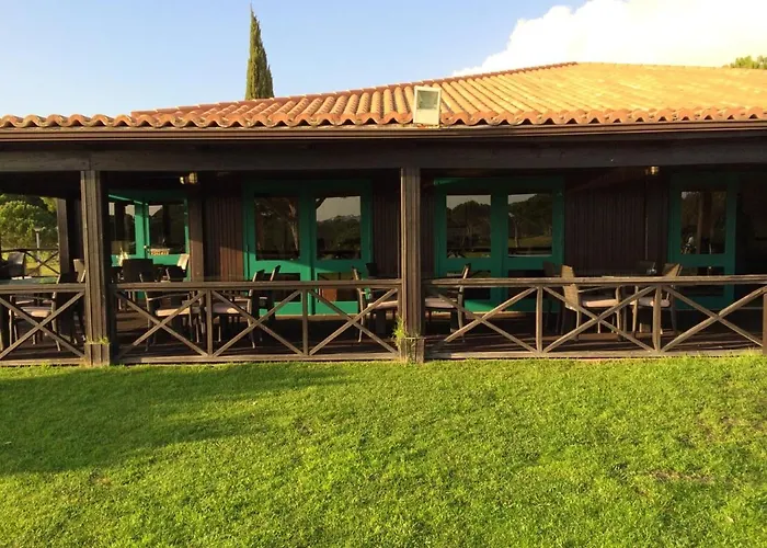 Spacious In 130 M² With Pool Appartamento
