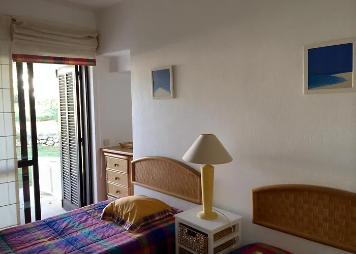 Spacious In 130 M² With Pool