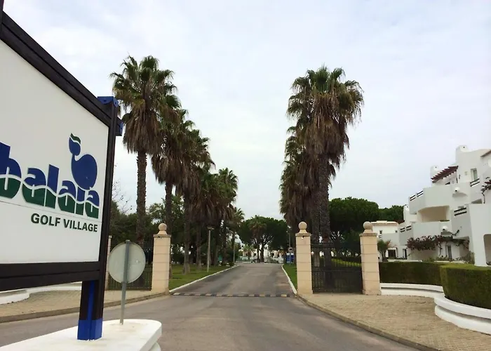 Spacious In 130 M² With Pool Appartamento Olhos de Agua (Albufeira)